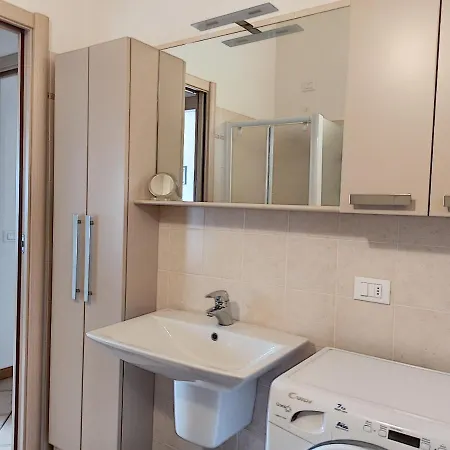 Feel At - Casa Sofia Apartment Lovere