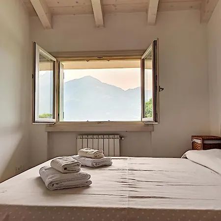 Feel At - Casa Sofia Apartment Lovere